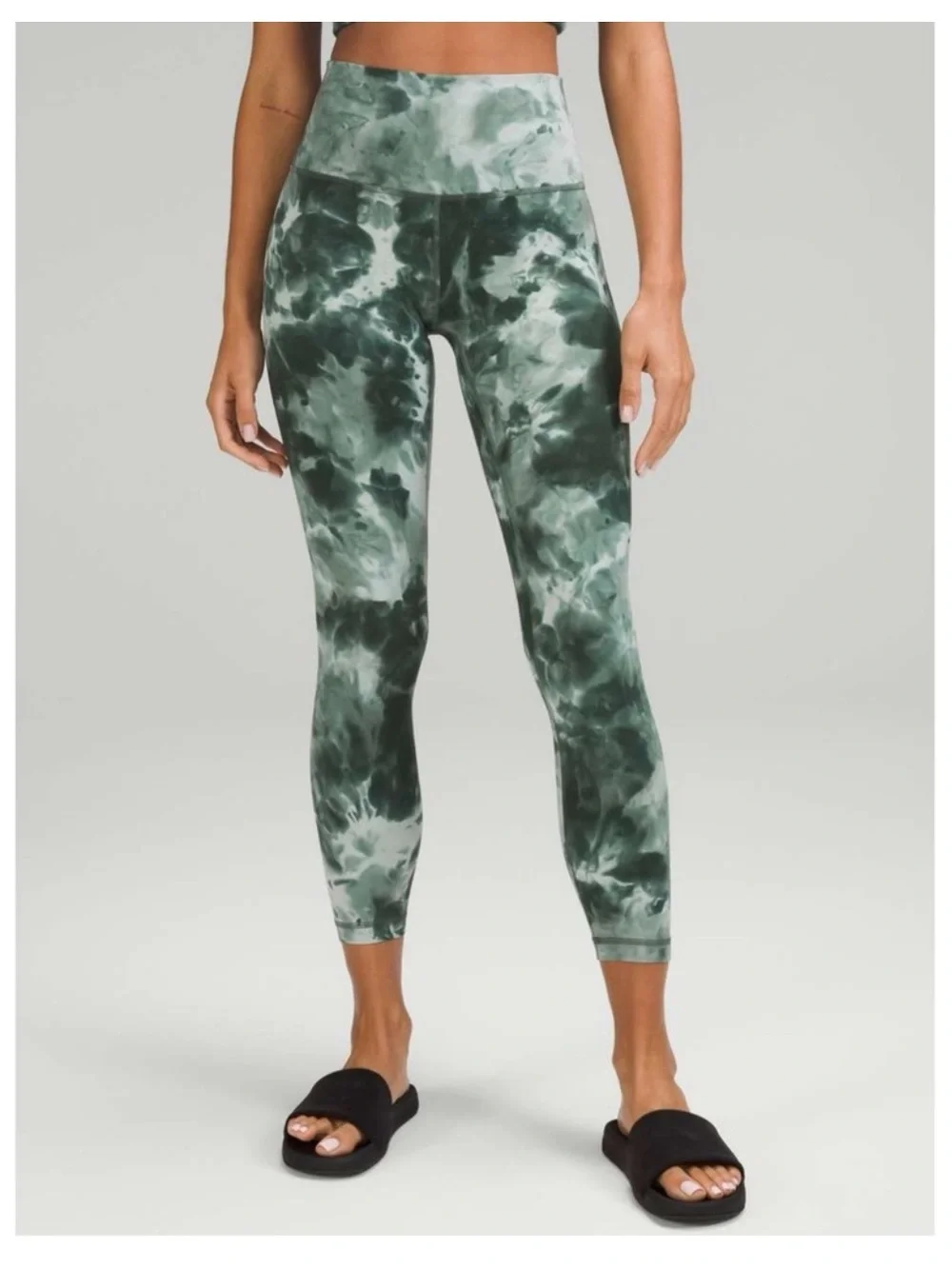 Lululemon Align High Rise Leggings With Pockets 25”
